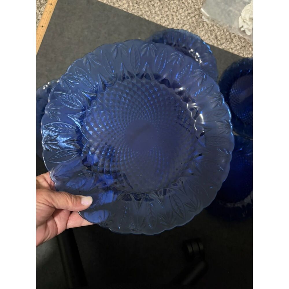 Avon Royal Sapphire Cobalt Blue 6 Dinner plates 10 in. round scallloped edge